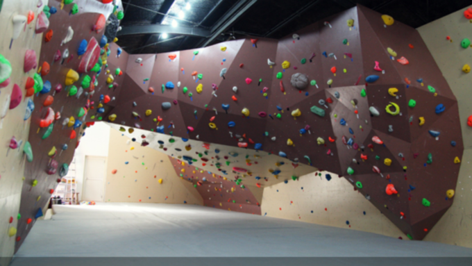 大阪府のクライミング施設「ナカガイクライミングジム 高槻店」